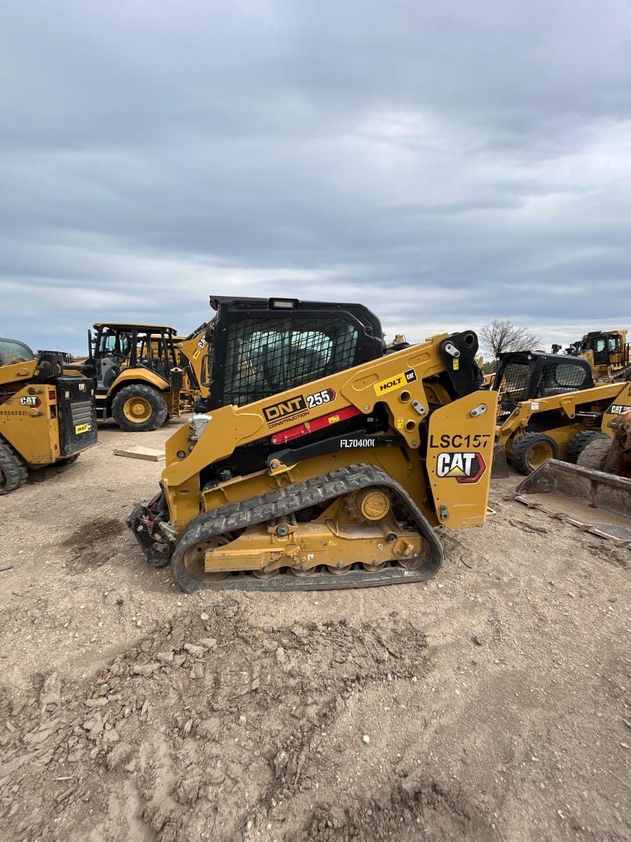 2024 CAT 255 CAB