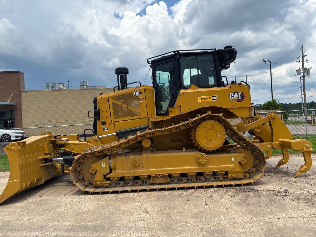 2025 CAT D6 LGPVP3