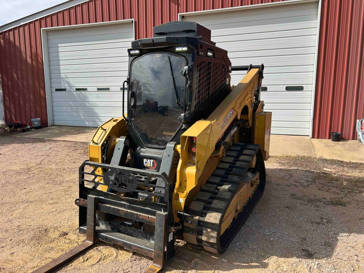2025 CAT 275XE