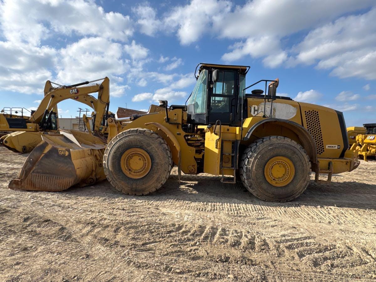 2012 CAT 980K