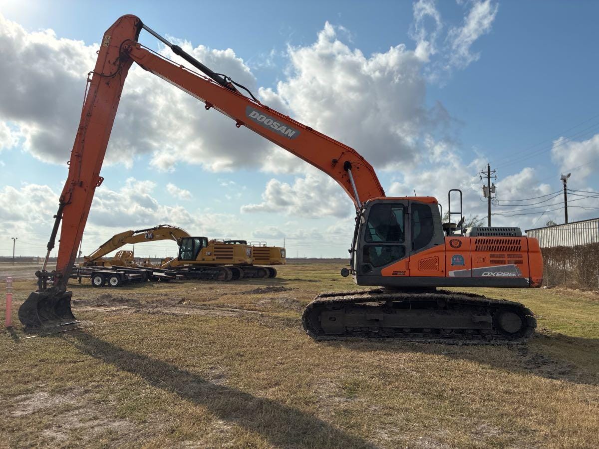 2019 DOOSAN DX225LC-5