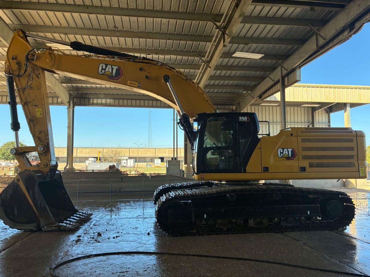 2024 CAT 350 11