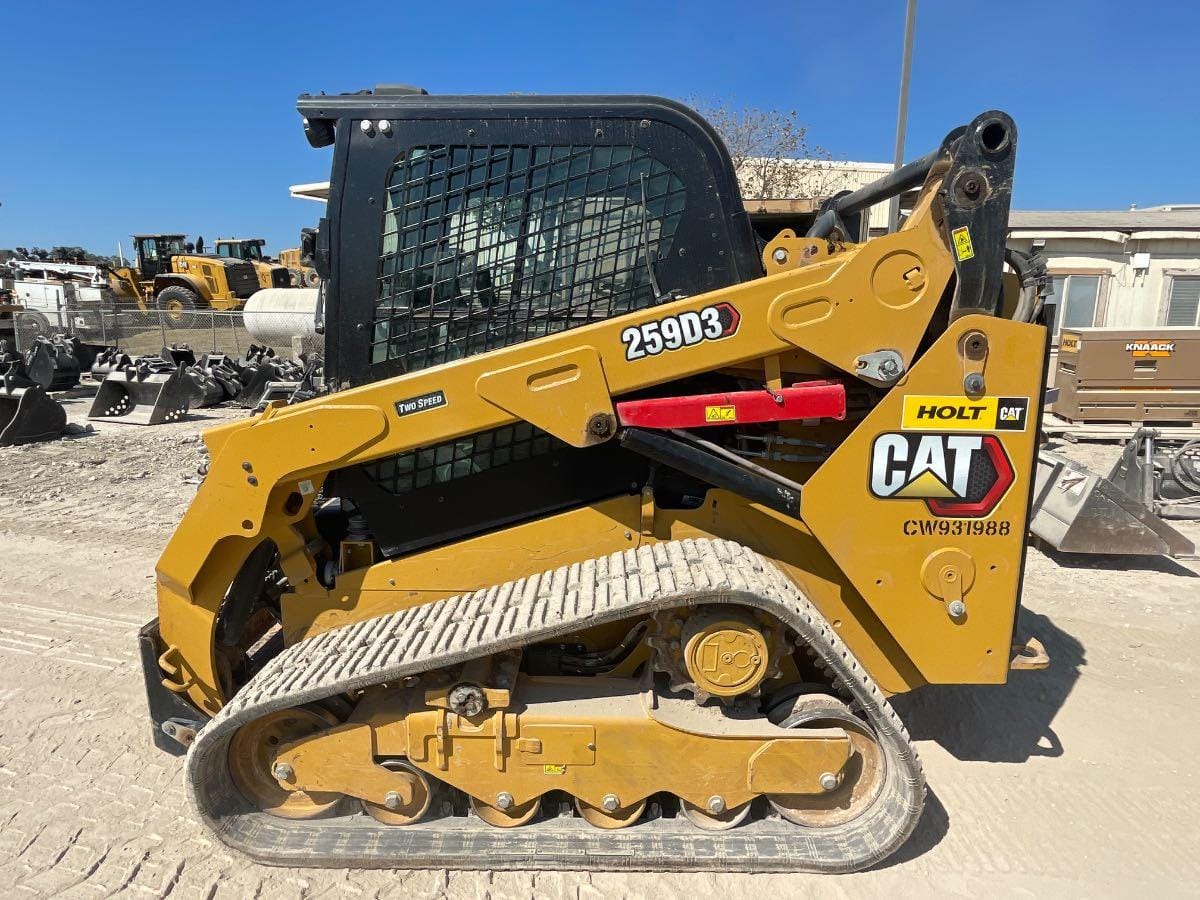 2024 CAT 259D CAB