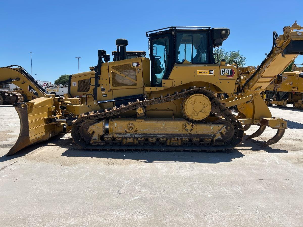 2023 CAT D6 LGPVP