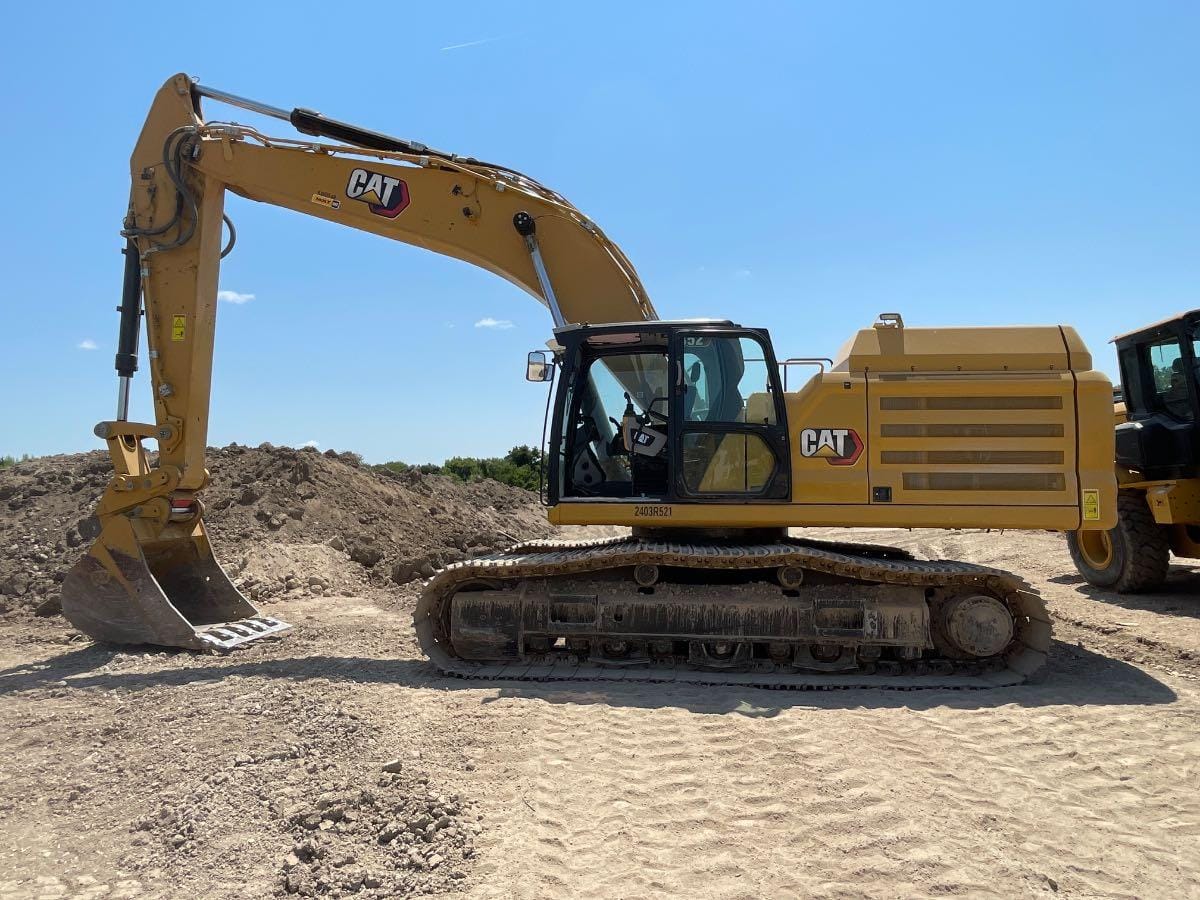 2024 CAT 352 12 TC