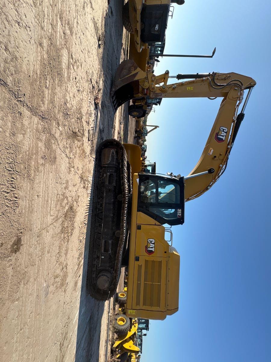 2023 CAT 352 12 TC