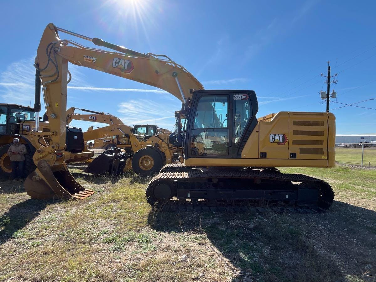 2025 CAT 320GC TC