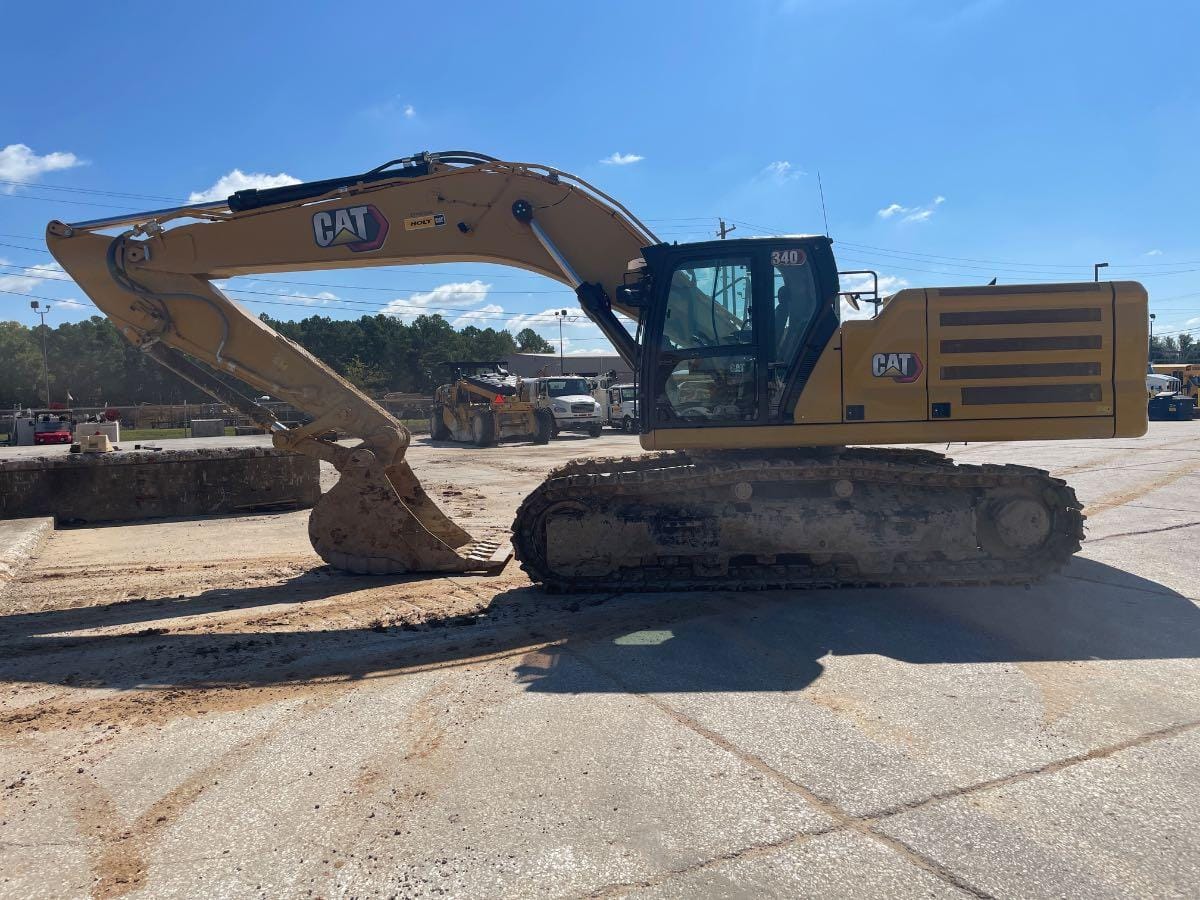 2022 CAT 340 10 TC