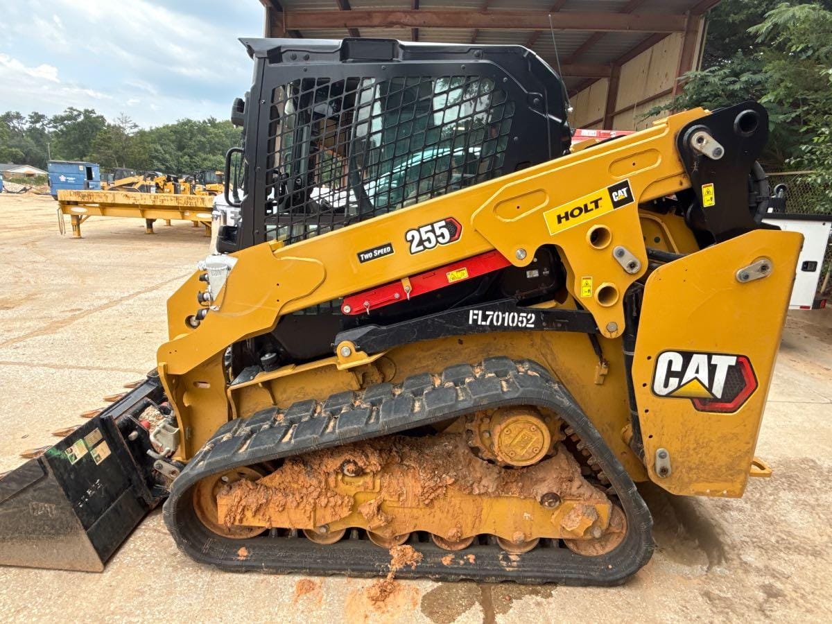 2024 CAT 255 CAB