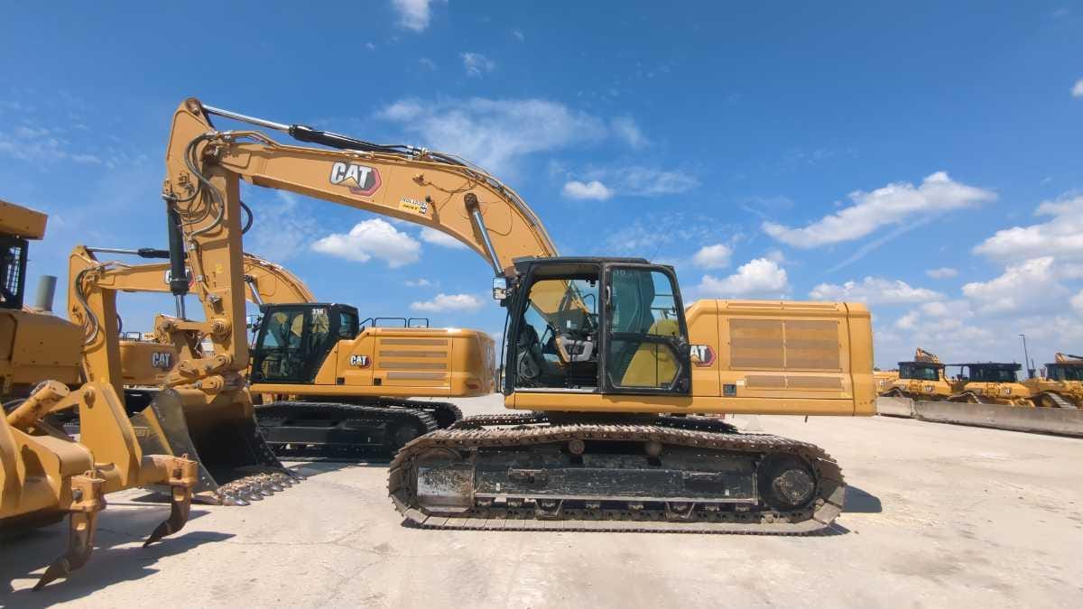 2023 CAT 336 10 TC