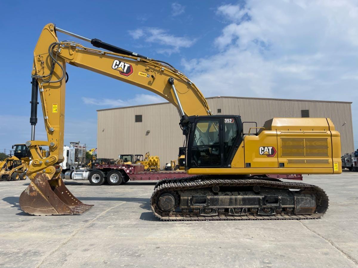2023 CAT 352 12 TC