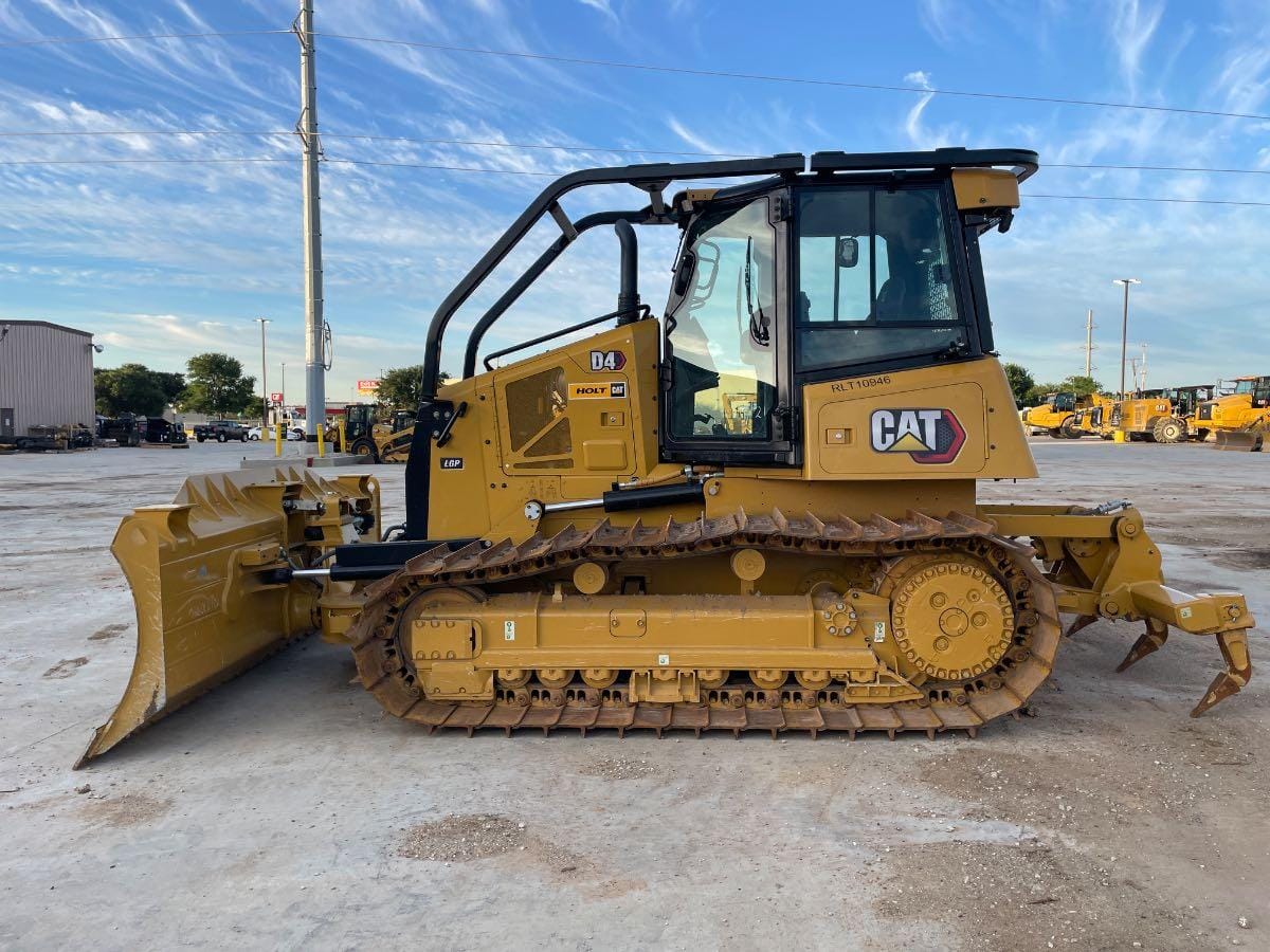 2024 CAT D4 LGPCAB