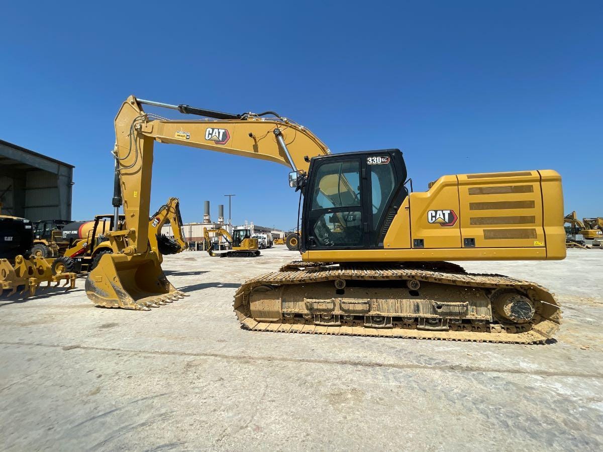2023 CAT 330GC