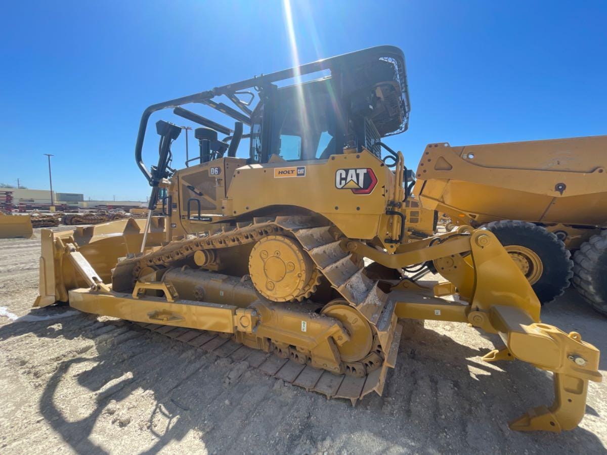 2024 CAT D6 LGP