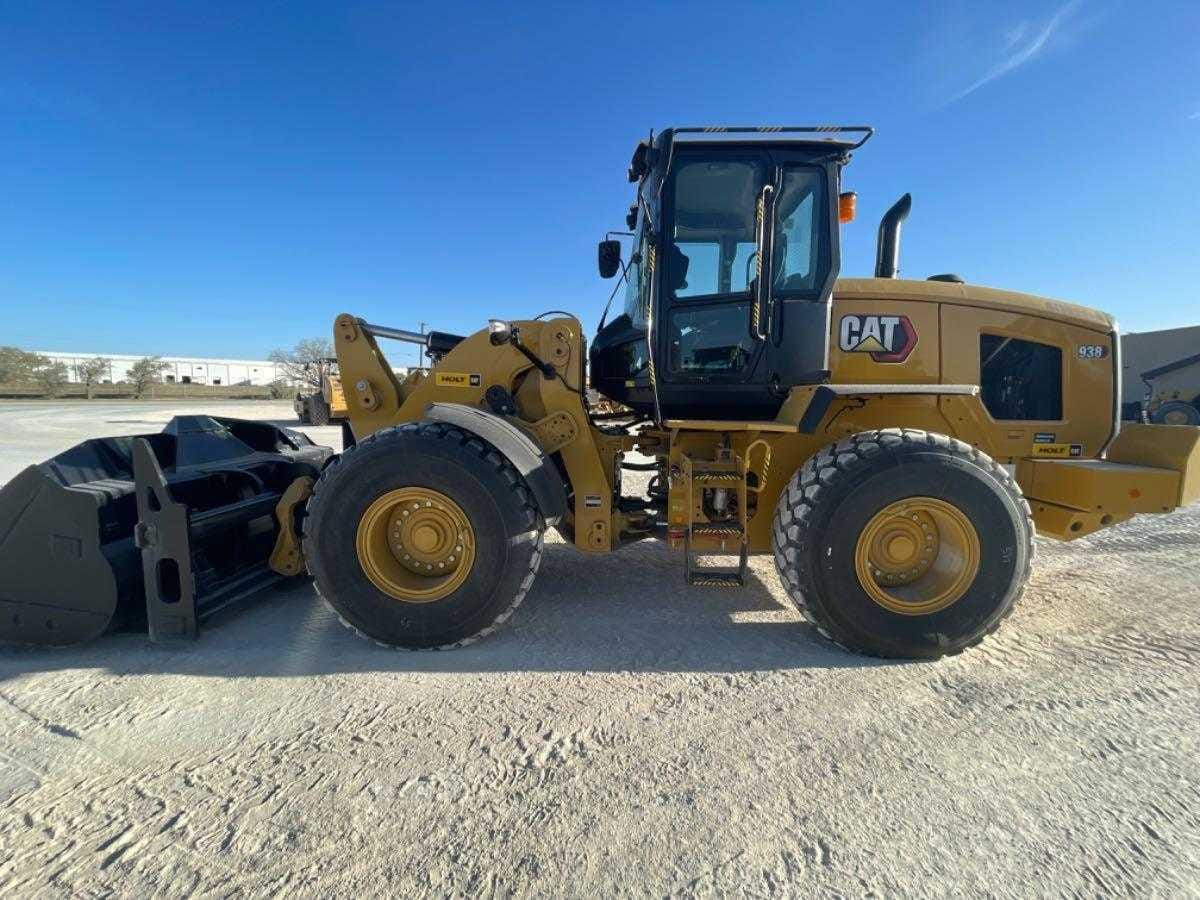 2025 CAT 938 QC