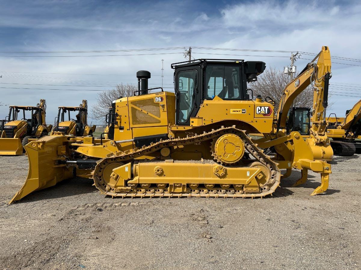 2025 CAT D6 VP3