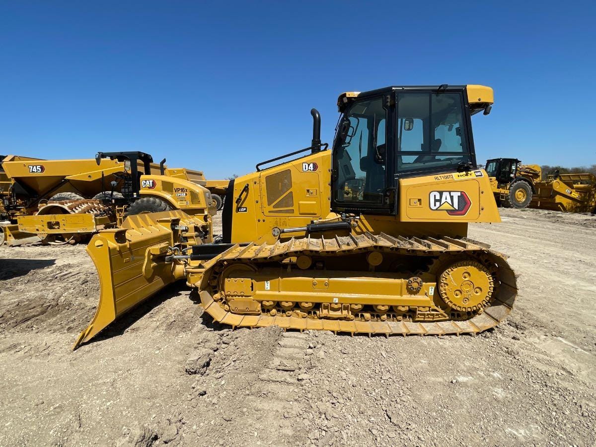 2024 CAT D4 LGPCAB