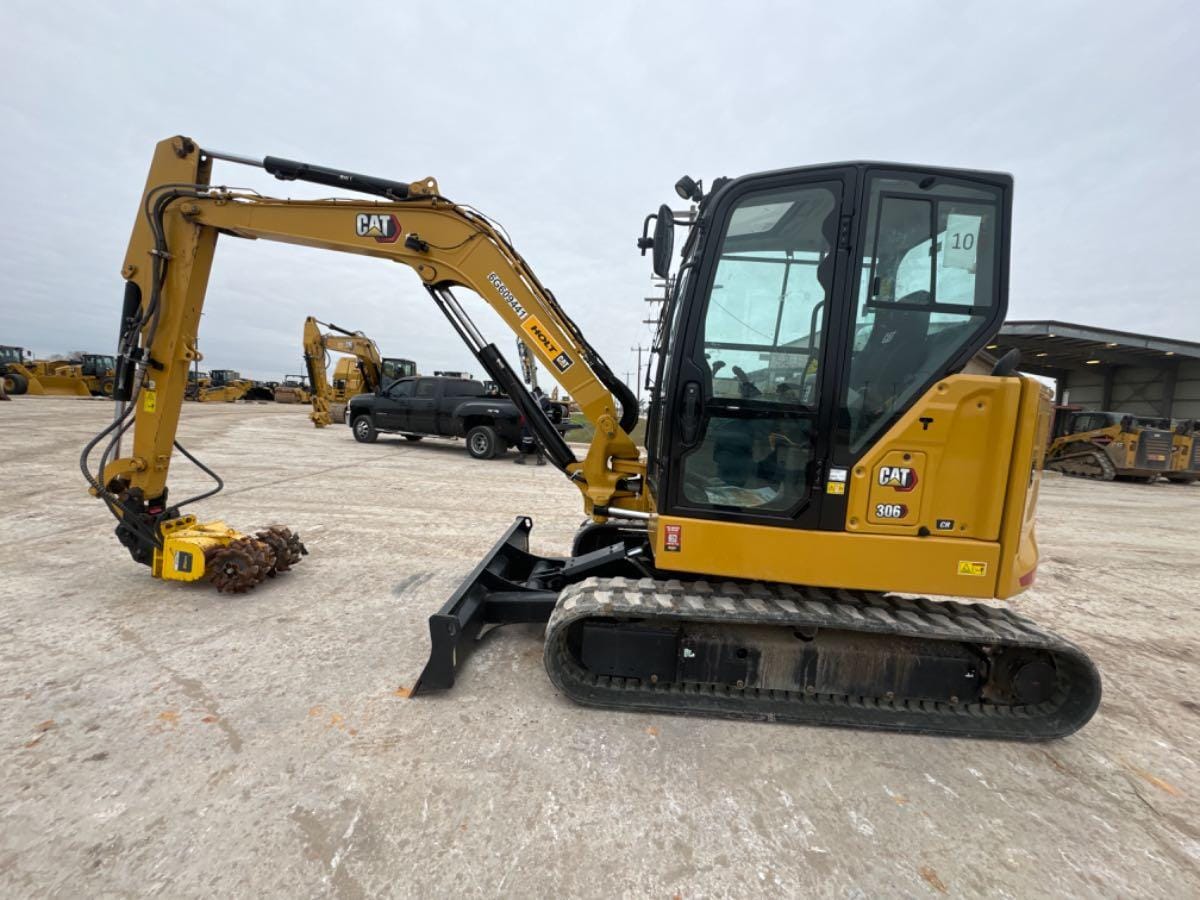 2023 CAT 306 CR