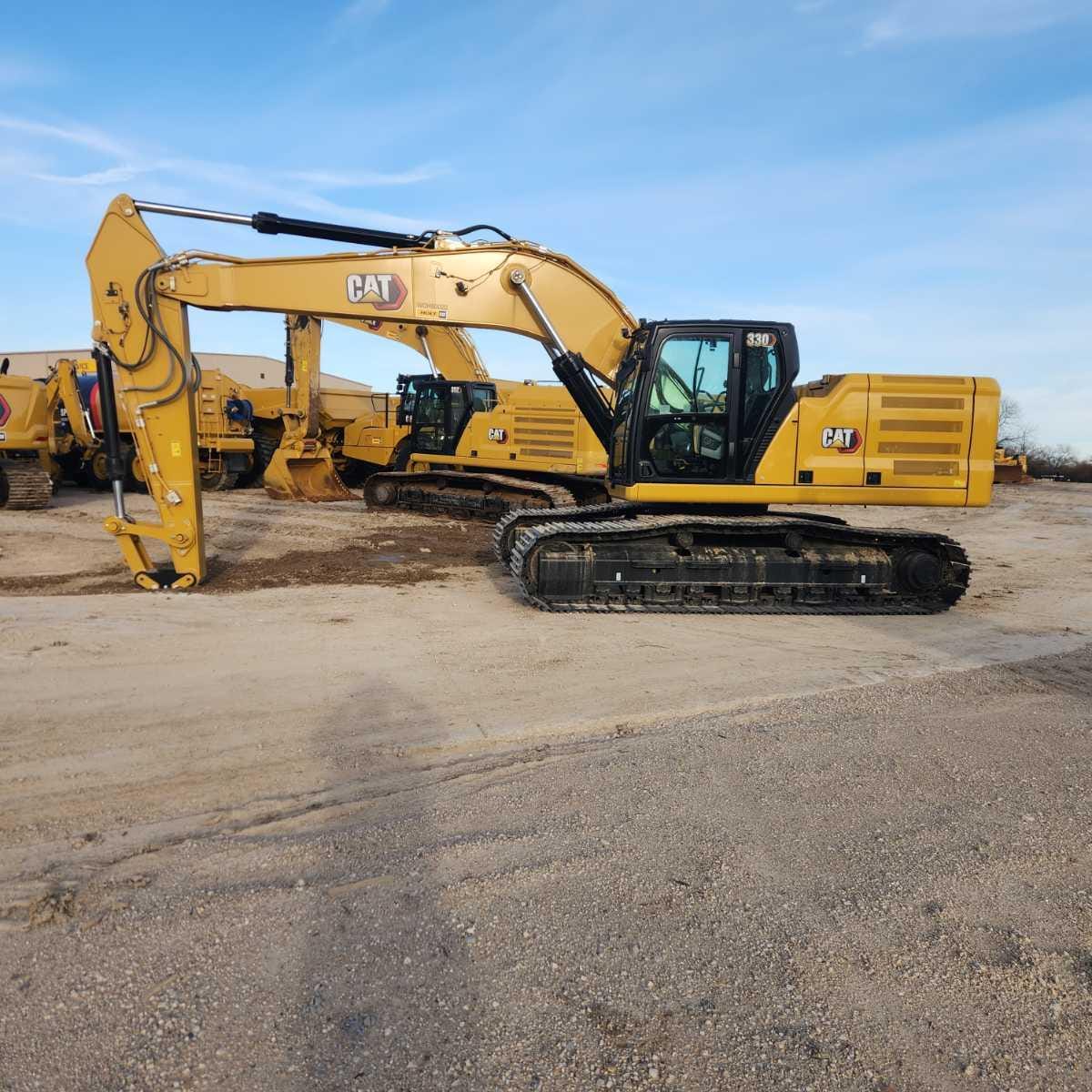 2024 CAT 330 TC