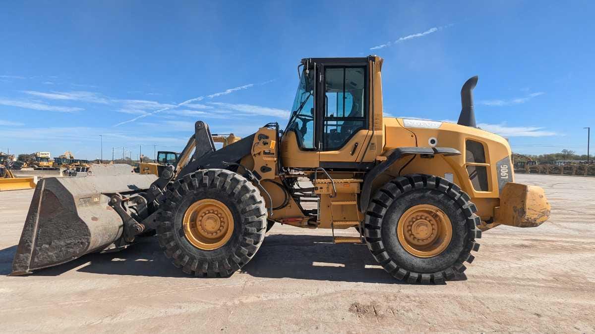 2012 VOLVO L90G QC