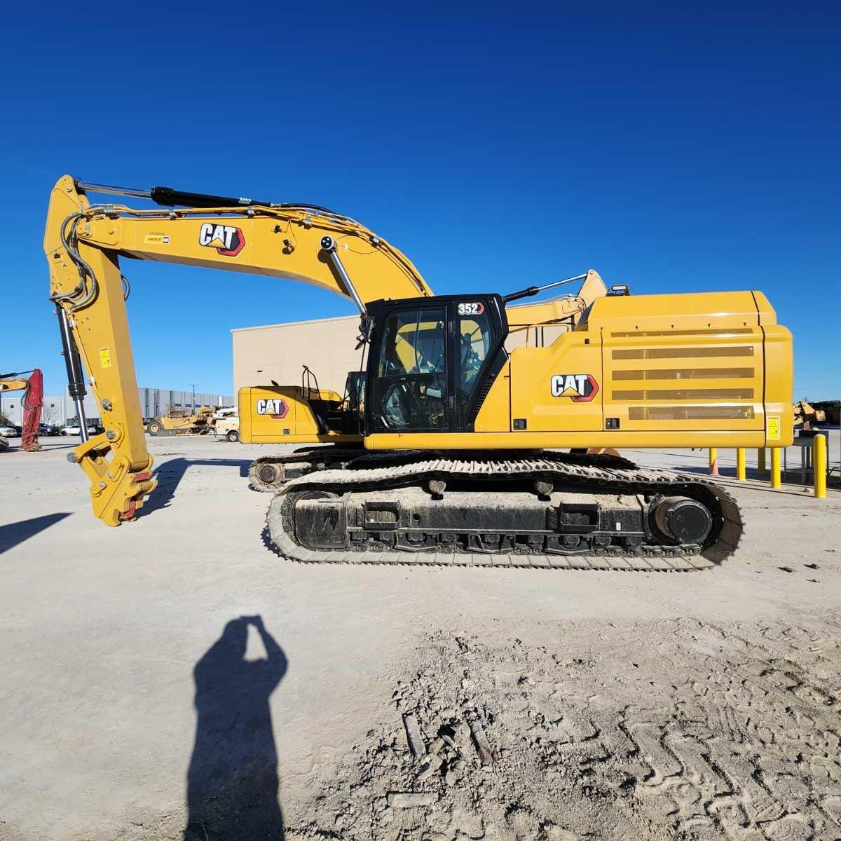 2024 CAT 352 12 TC