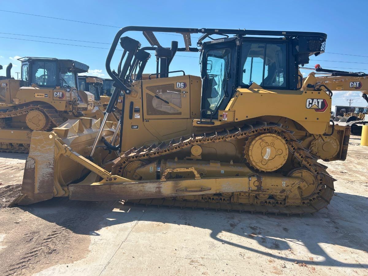 2024 CAT D6 LGP