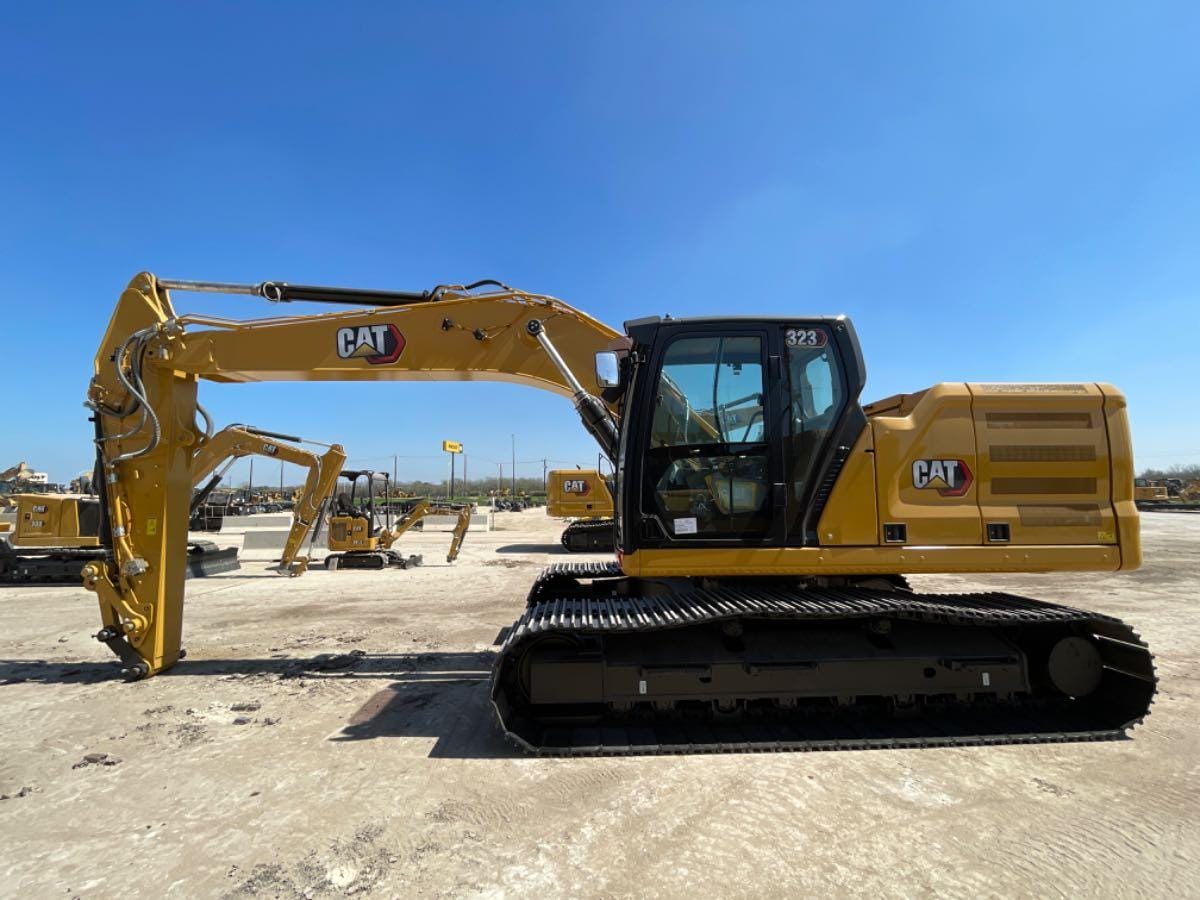 2024 CAT 323 TC