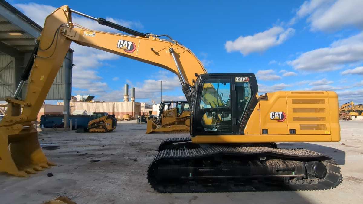 2023 CAT 330GC
