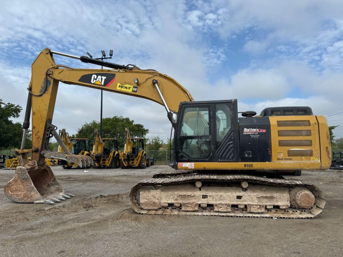 2016 CAT 330FL