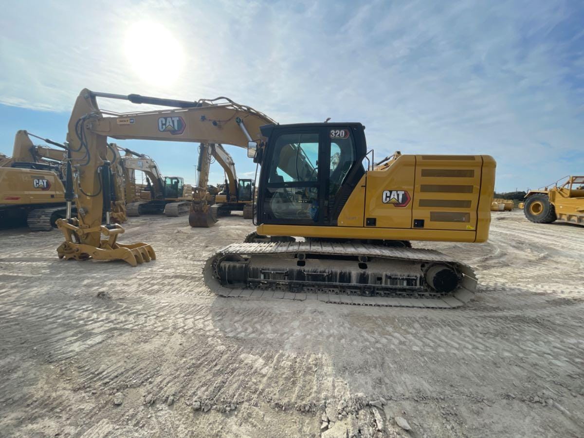 2024 CAT 320 TC