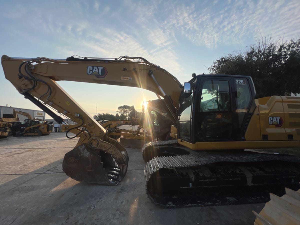 2024 CAT 326 TC