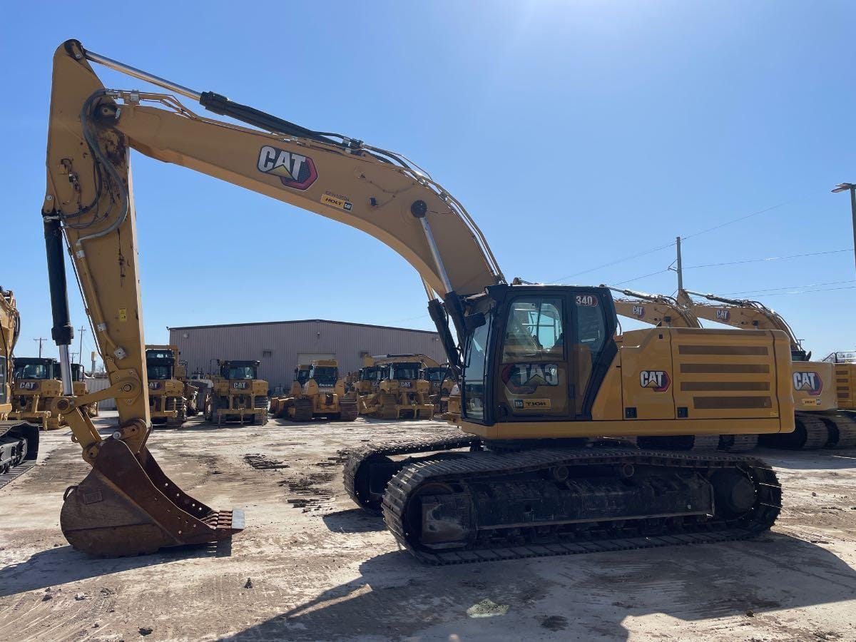 2023 CAT 340 12 TC