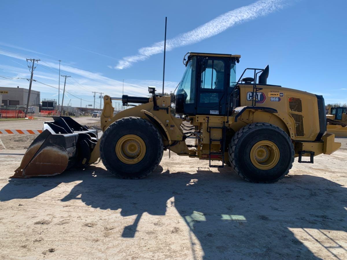 2023 CAT 966 QC