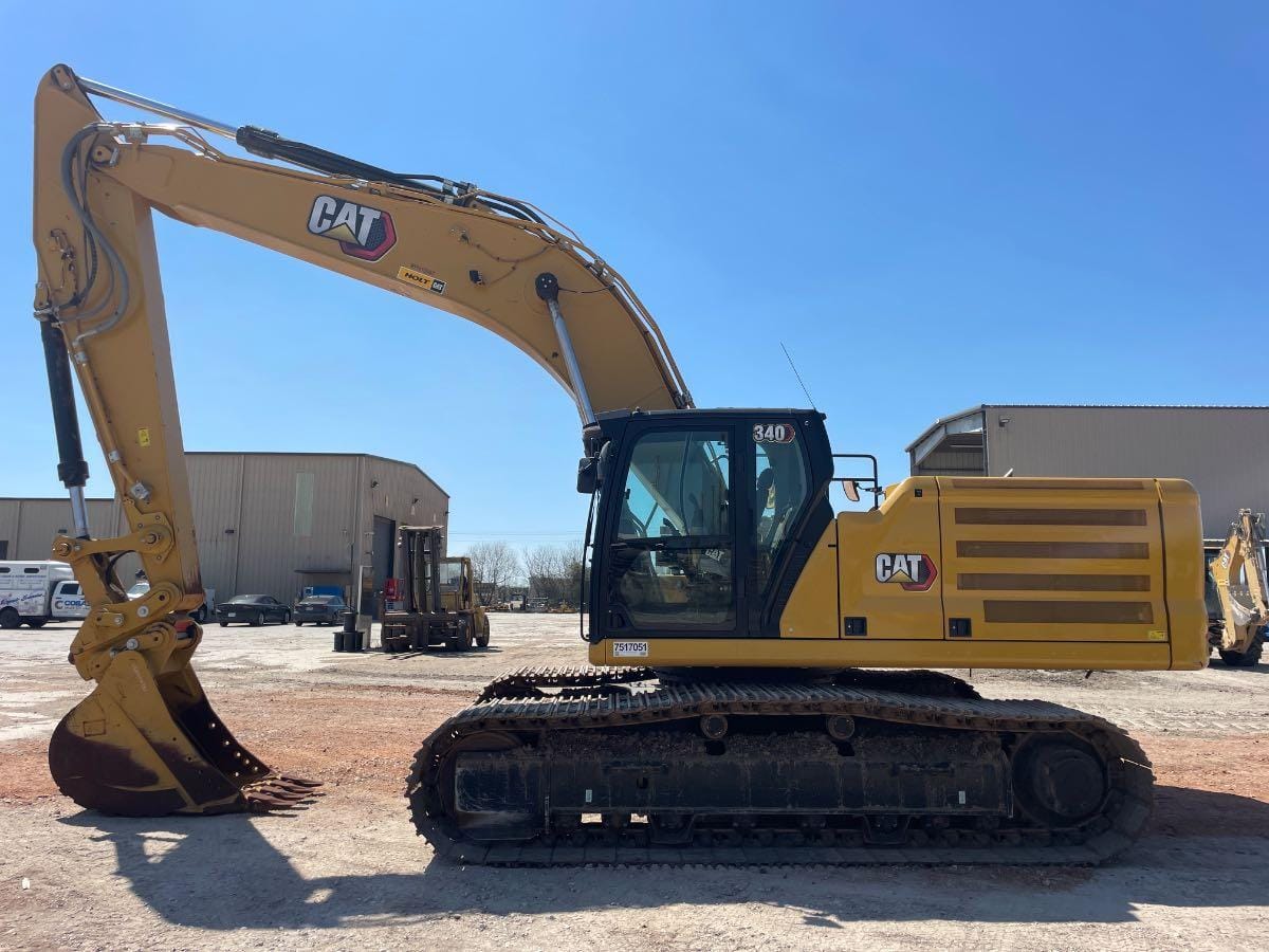 2023 CAT 340 12 TC