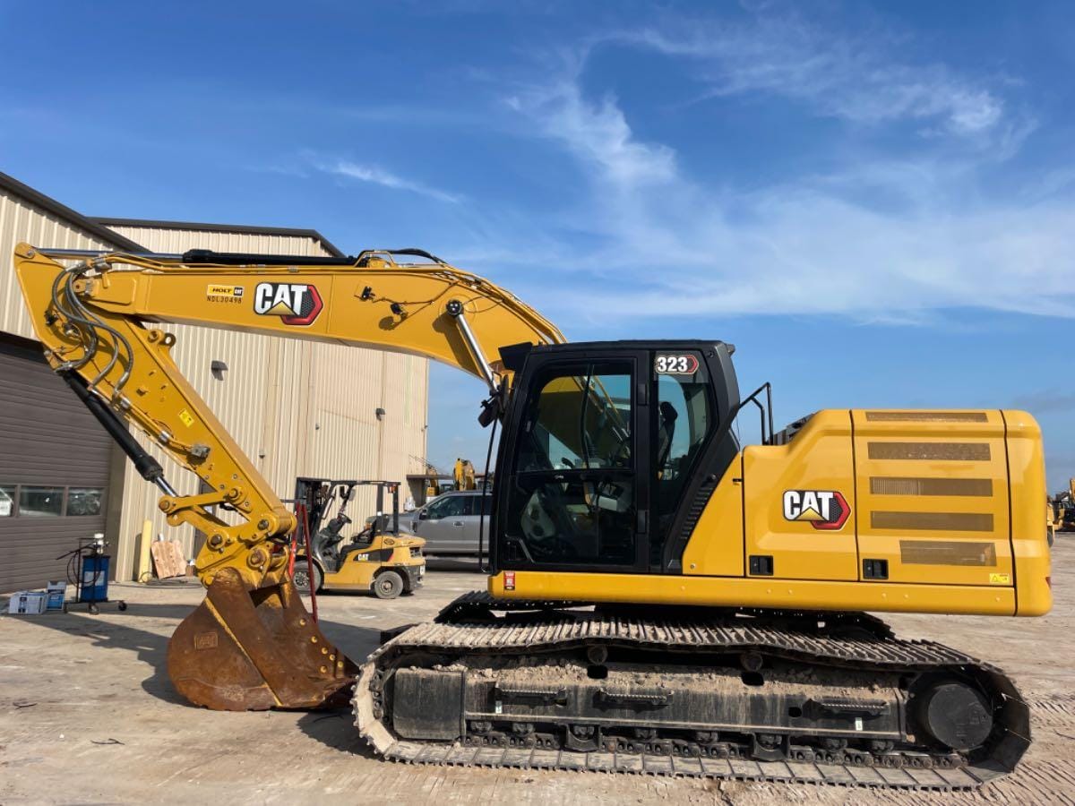 2024 CAT 323 TC