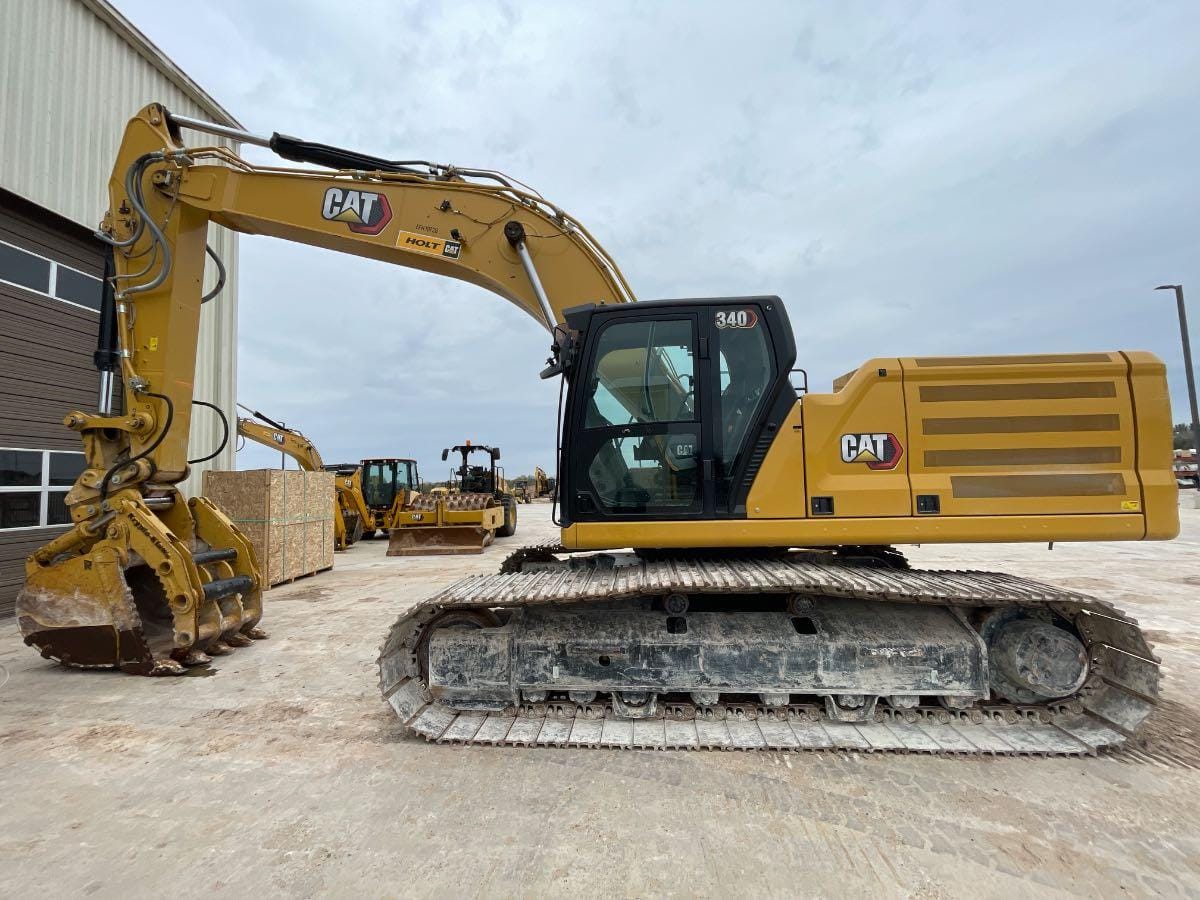 2023 CAT 340 10 TC