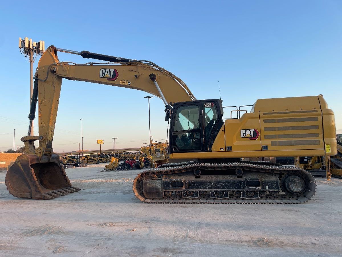 2023 CAT 352 11