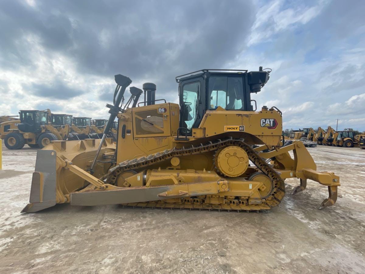 2024 CAT D6 3D