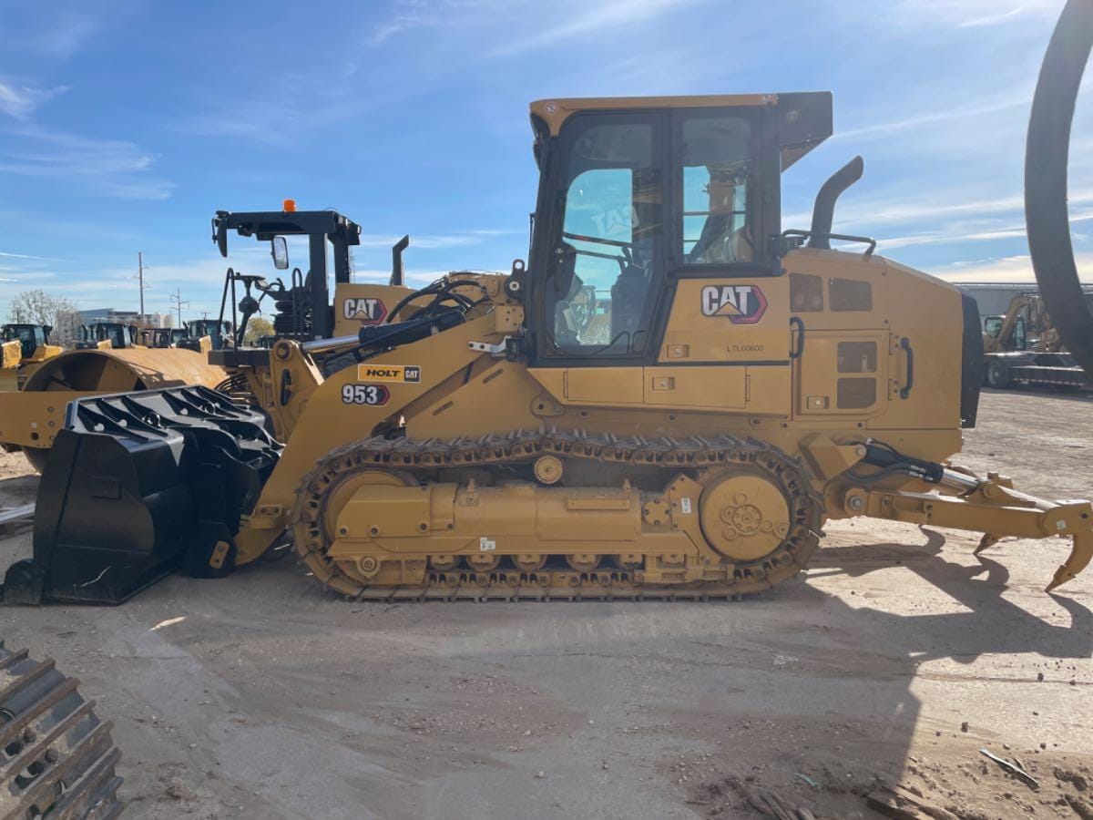 2024 CAT 953 QC