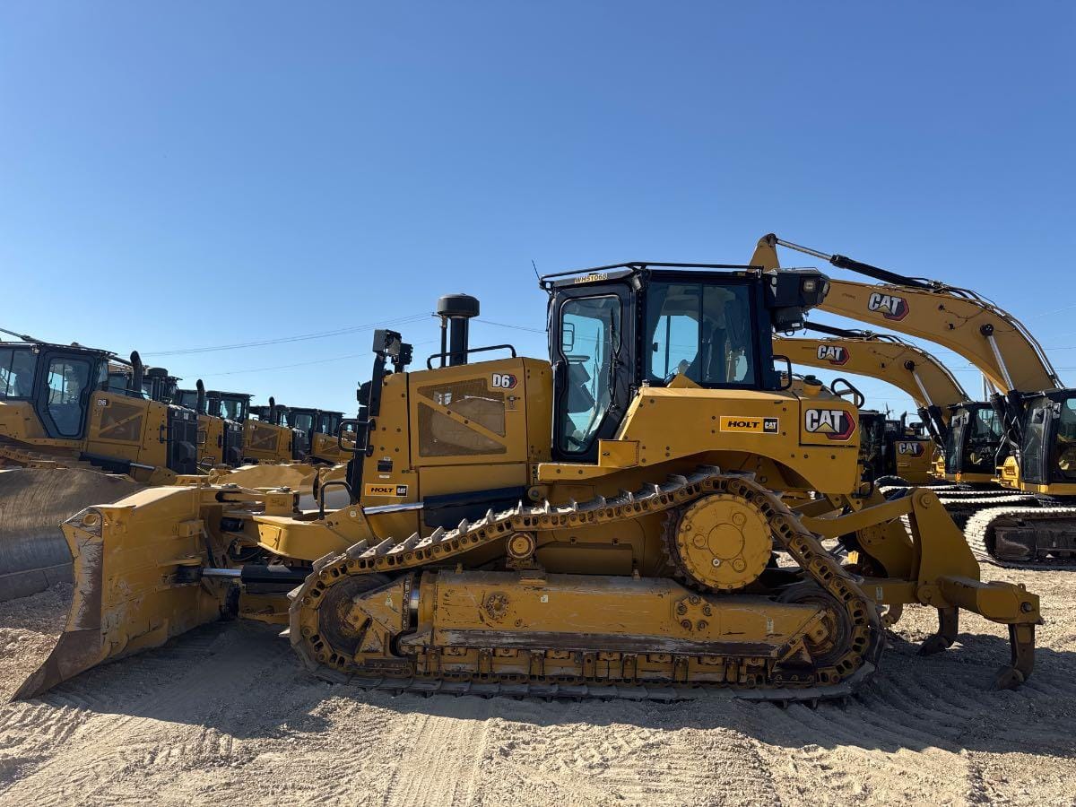 2022 CAT D6 VP
