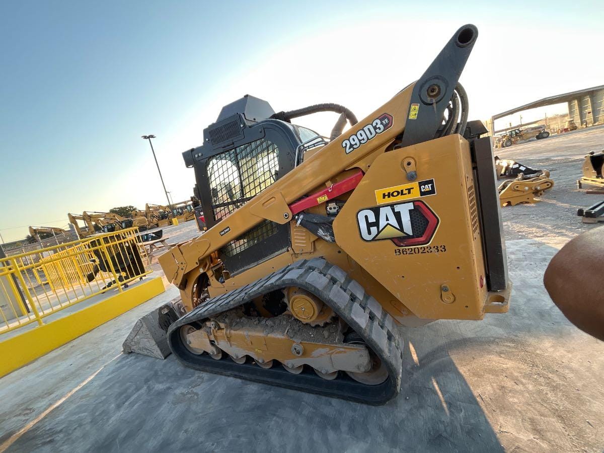 2024 CAT 299D XHP