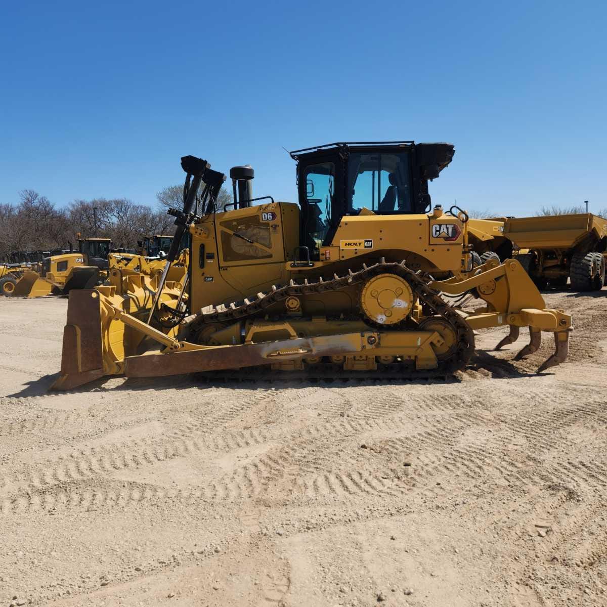 2024 CAT D6 LGP