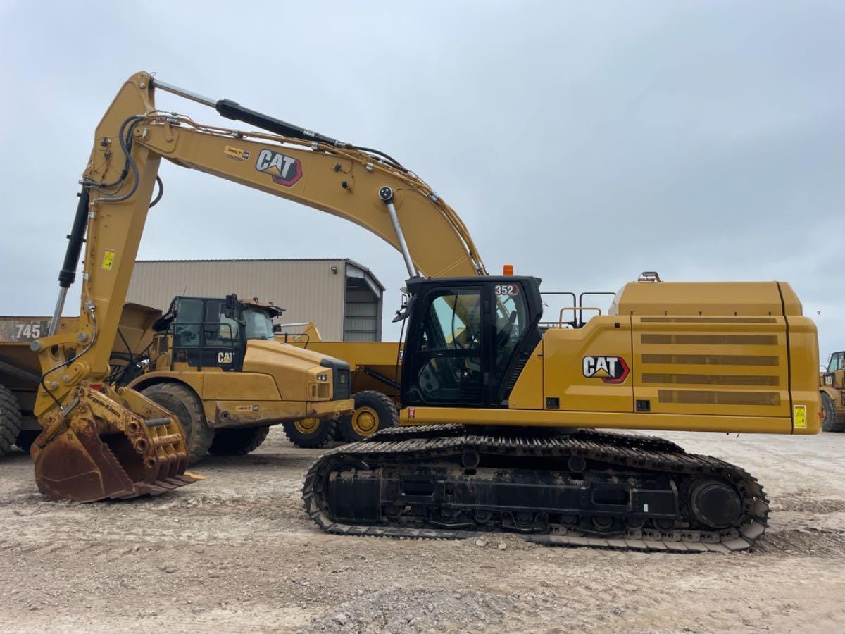 2024 CAT 352 12 TC