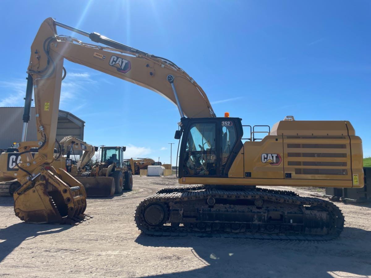 2024 CAT 352 12 TC