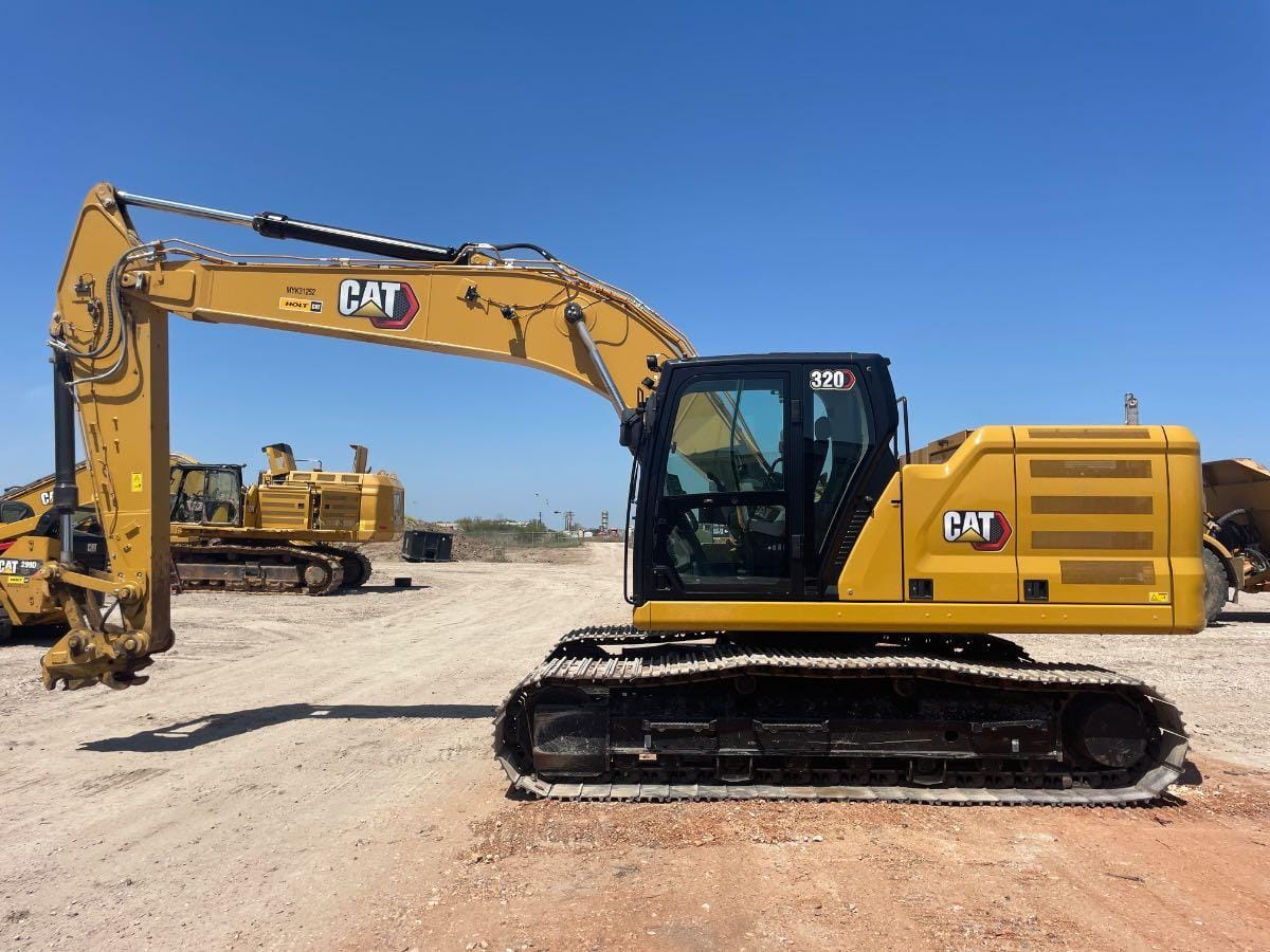 2024 CAT 320