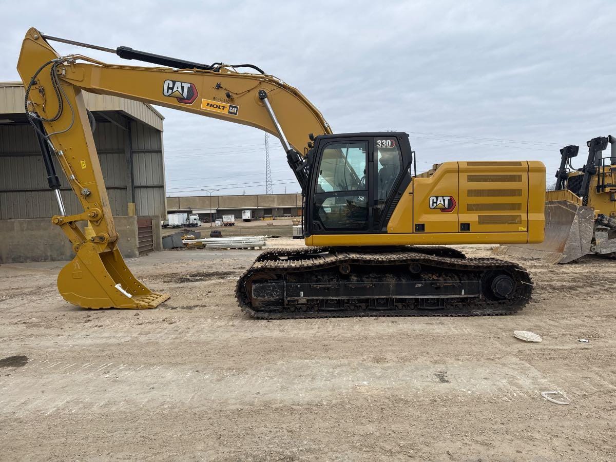2023 CAT 330 TC