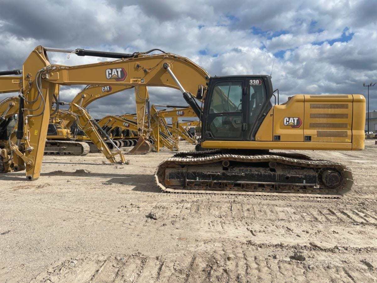2023 CAT 330 TC
