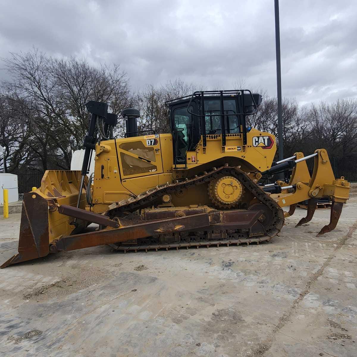 2022 CAT D7 3