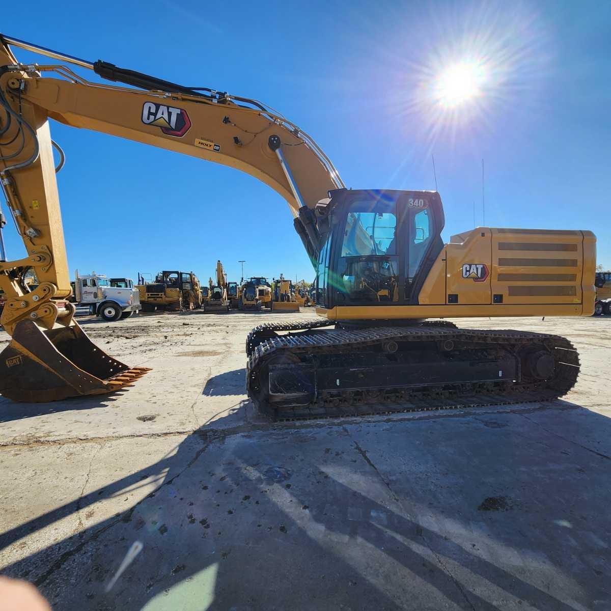2023 CAT 340 10
