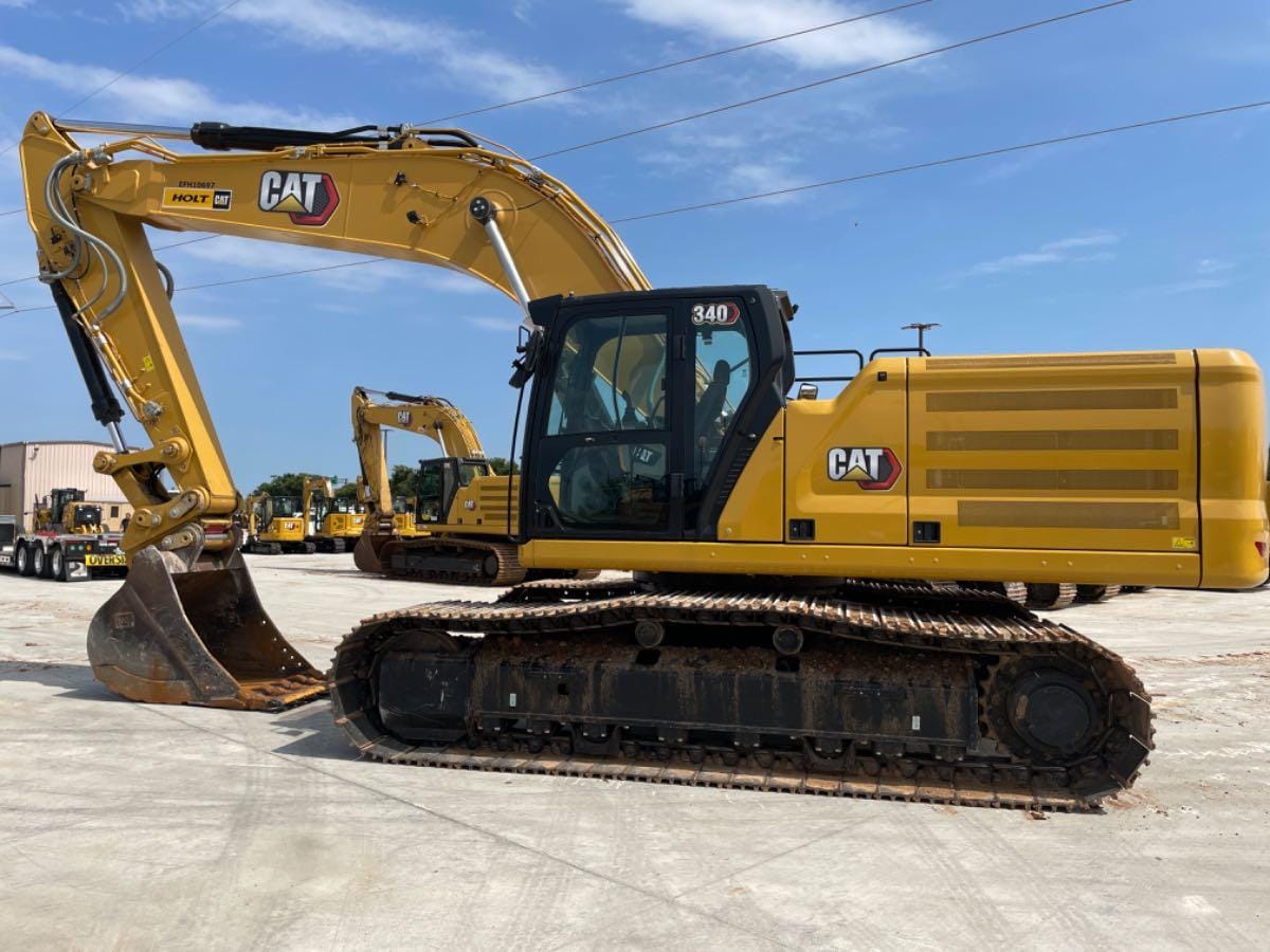 2023 CAT 340 10 TC